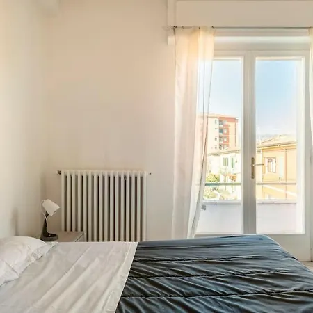 Chic Italian Escape - Lorusso